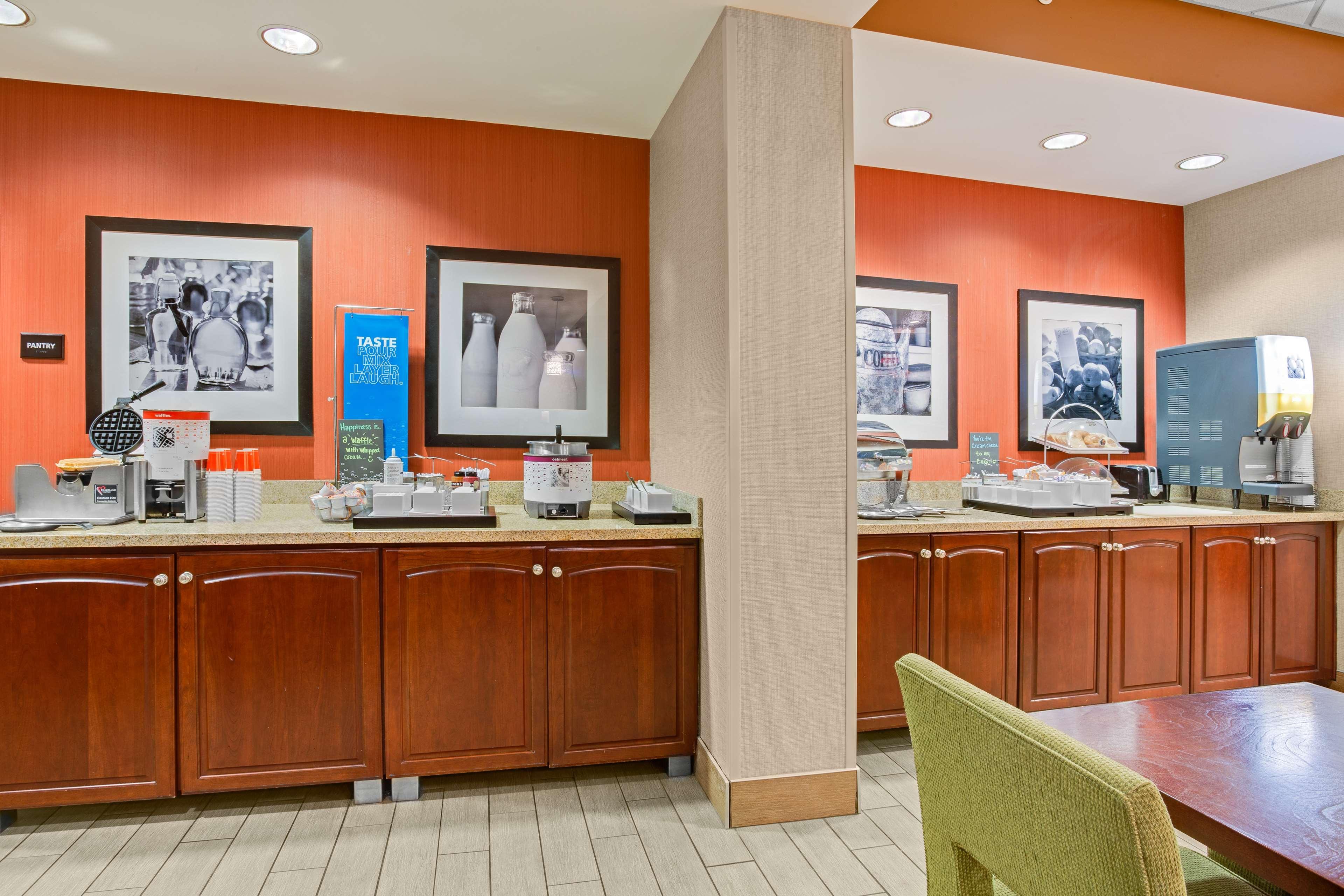 Hampton Inn Pittsburgh/ווסט מיפלין מראה חיצוני תמונה