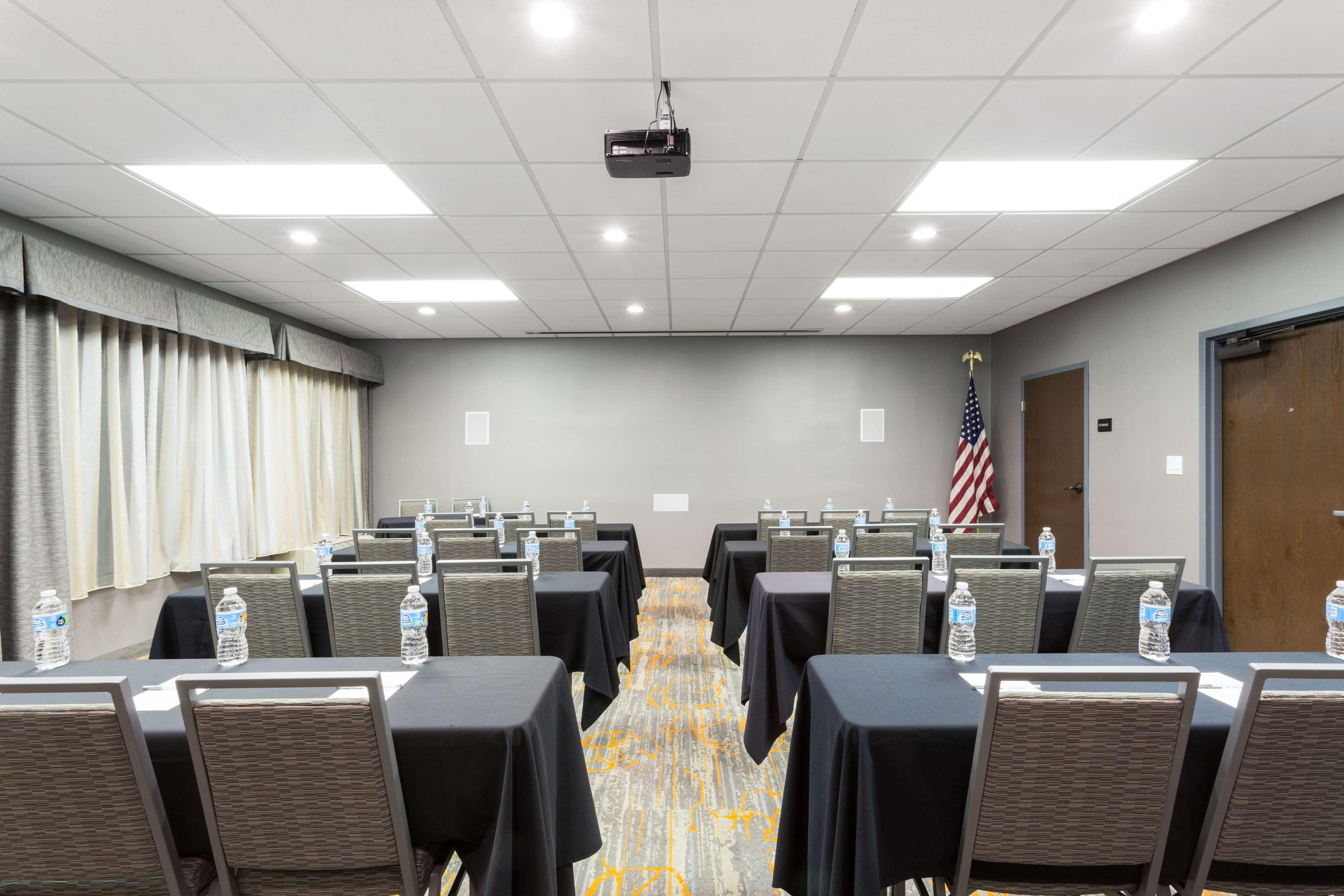 Hampton Inn Pittsburgh/ווסט מיפלין מראה חיצוני תמונה