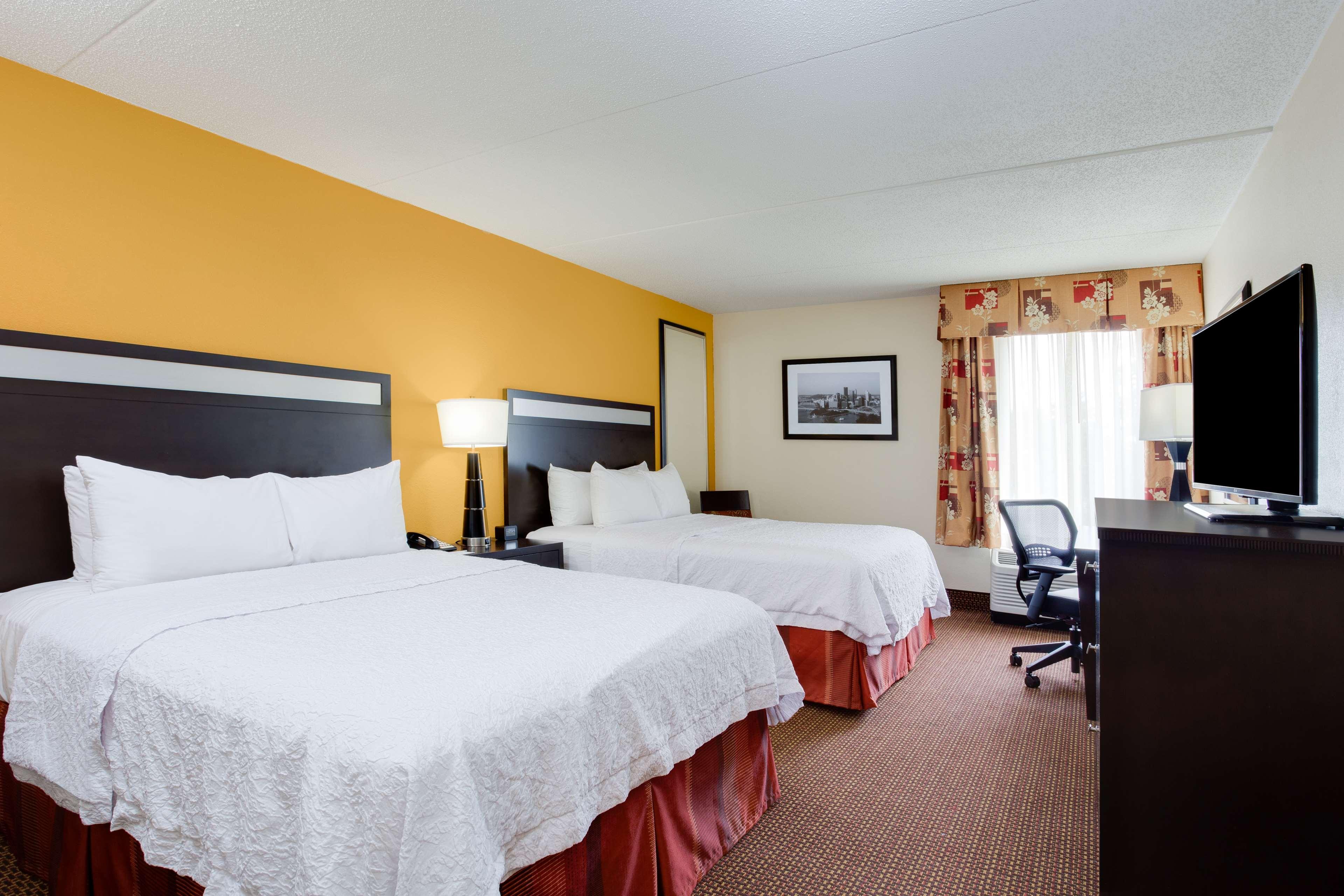 Hampton Inn Pittsburgh/ווסט מיפלין מראה חיצוני תמונה