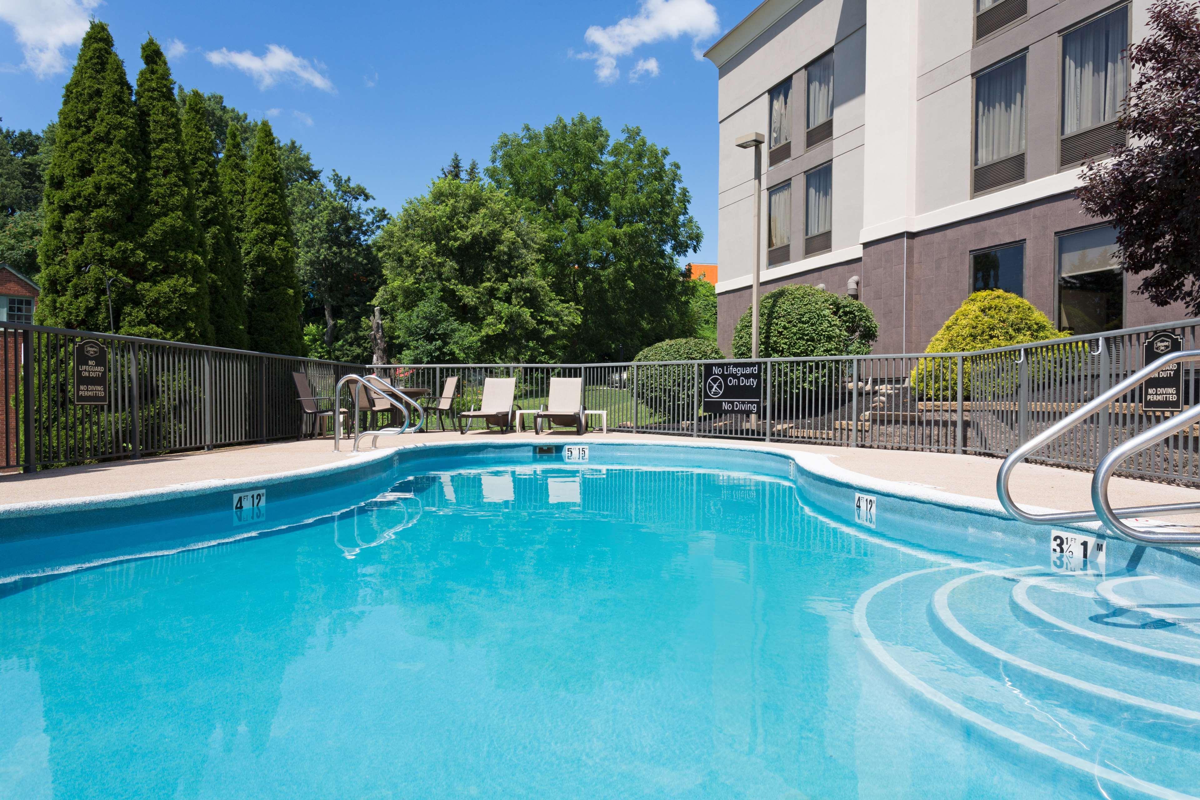 Hampton Inn Pittsburgh/ווסט מיפלין מראה חיצוני תמונה
