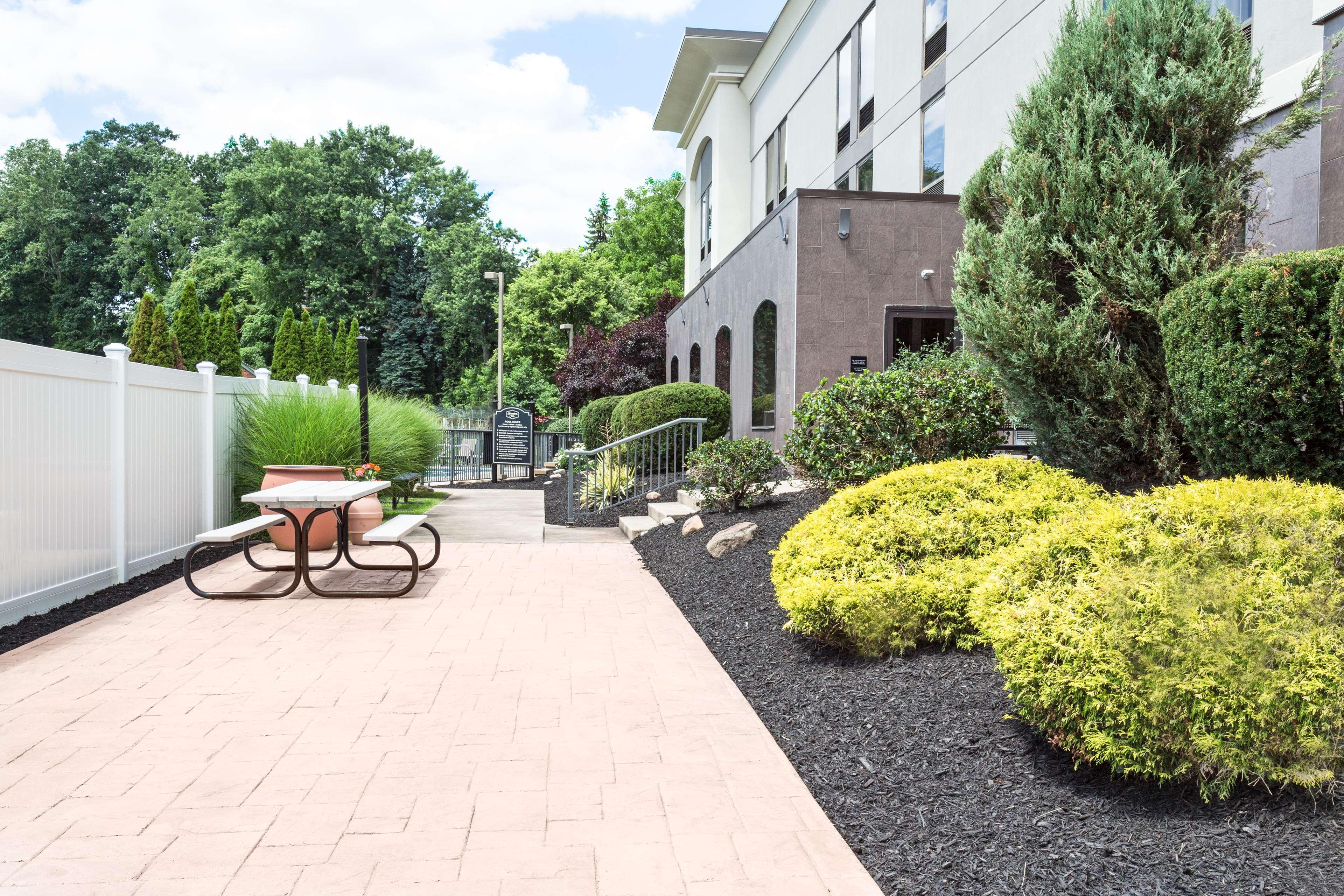 Hampton Inn Pittsburgh/ווסט מיפלין מראה חיצוני תמונה
