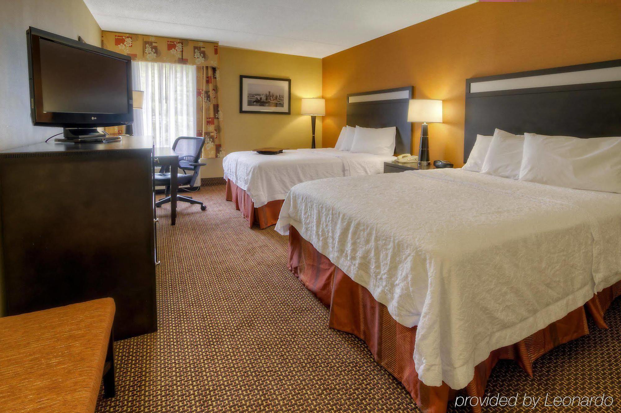 Hampton Inn Pittsburgh/ווסט מיפלין מראה חיצוני תמונה